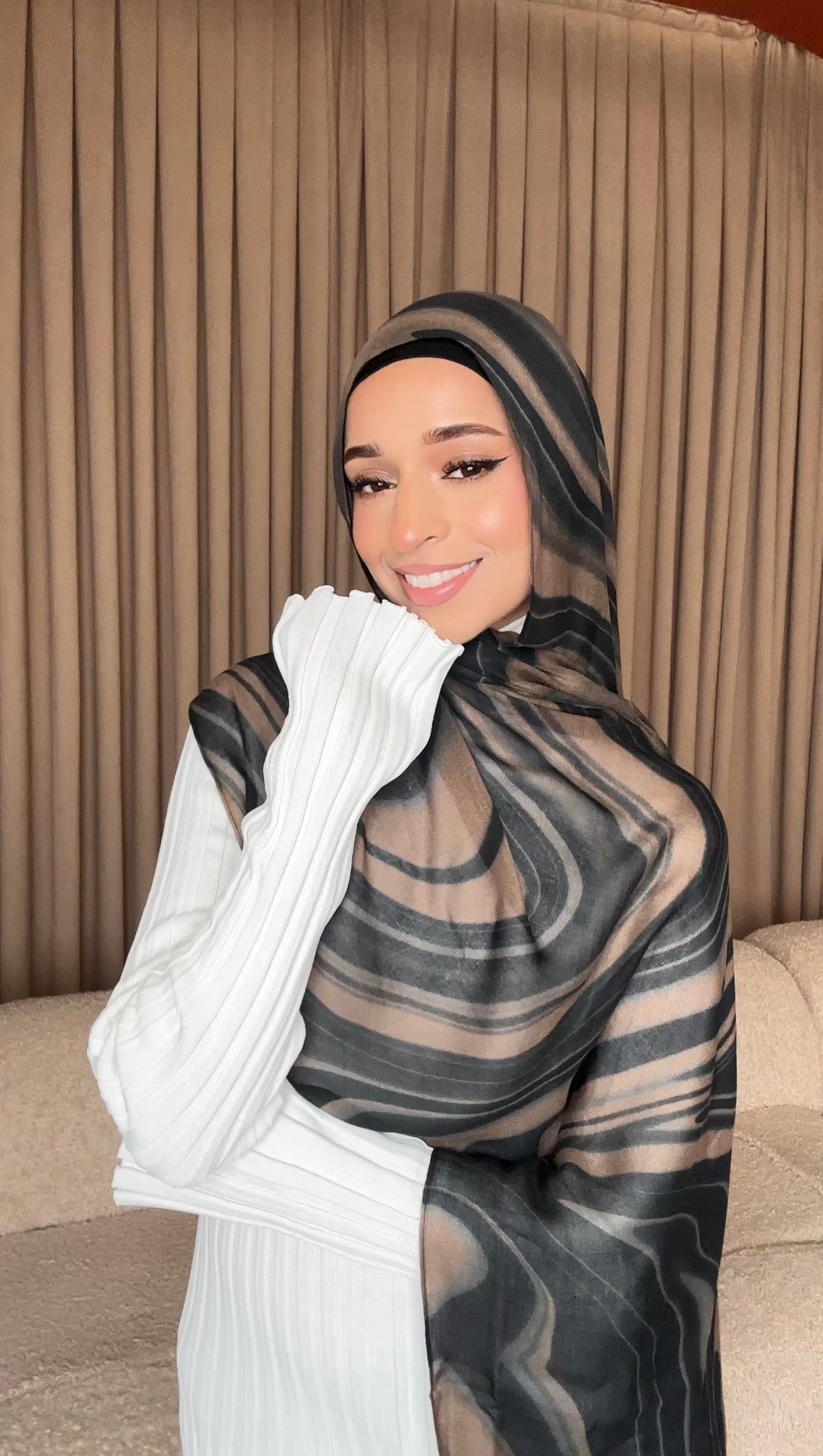 新品未使用！bbblllaaahhh SCARF FOR A COLD DAY FullSizeRender_ca941a30-489d-
