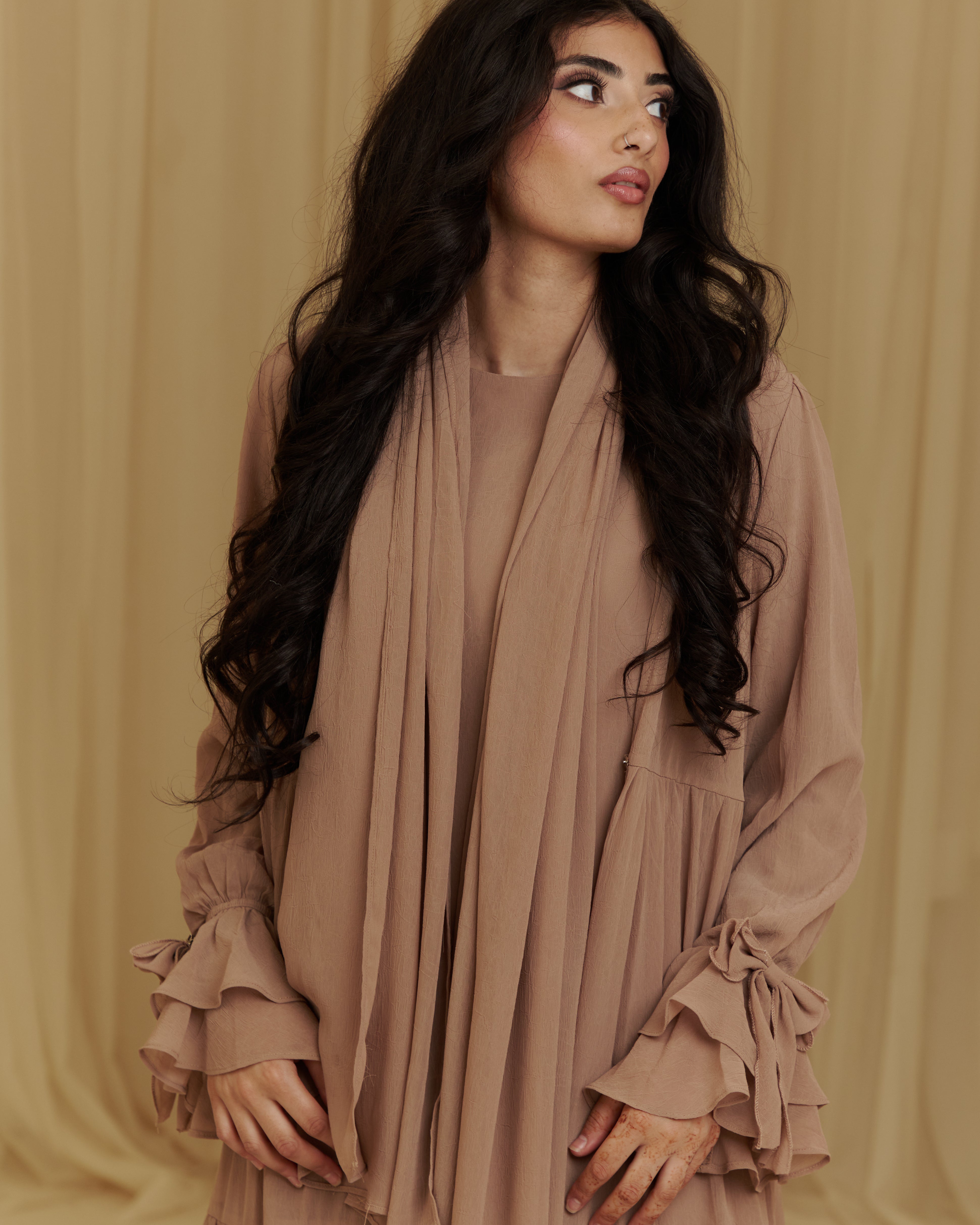 The Muse Abaya - Blush – AZELEFA
