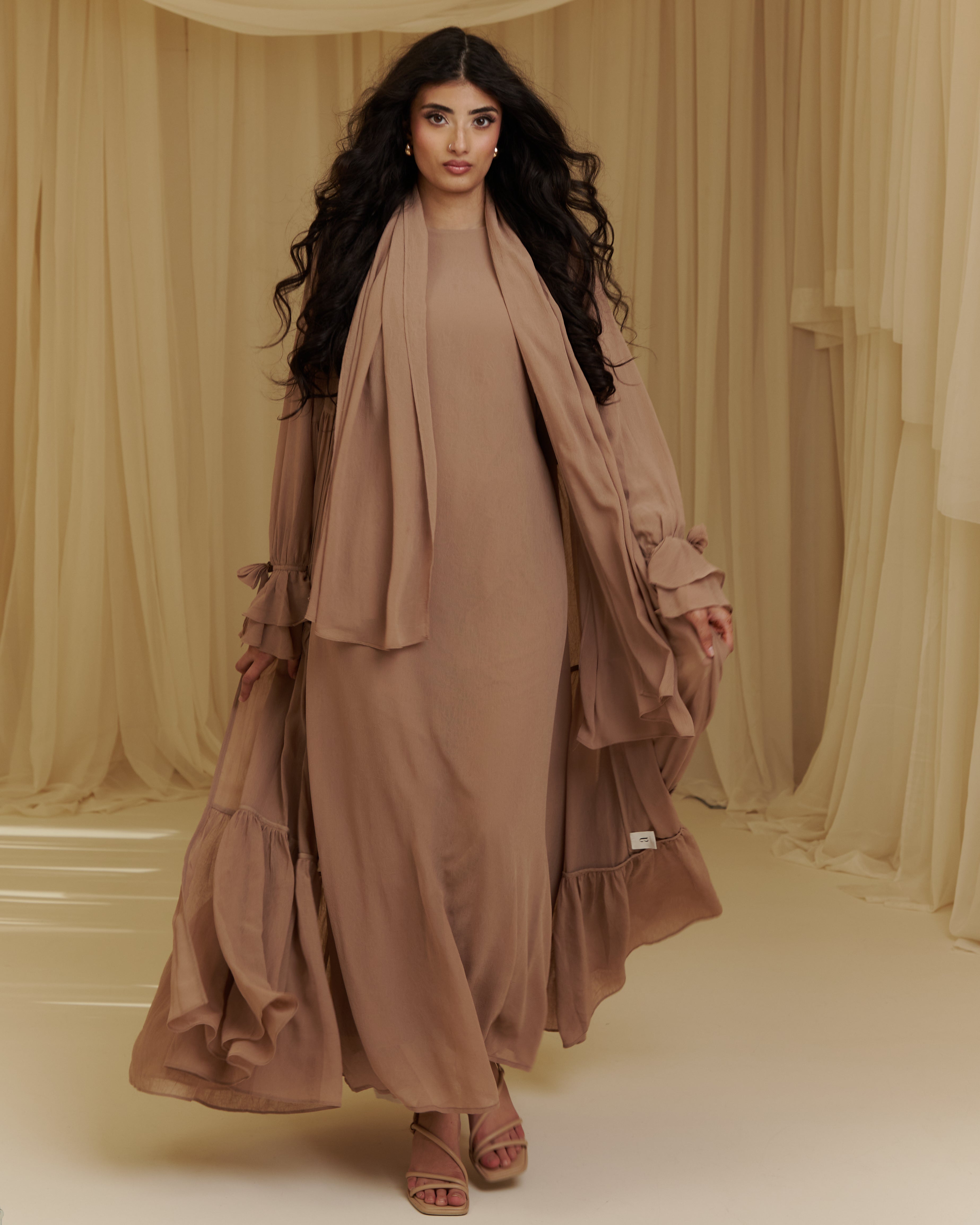 The Muse Abaya - Blush