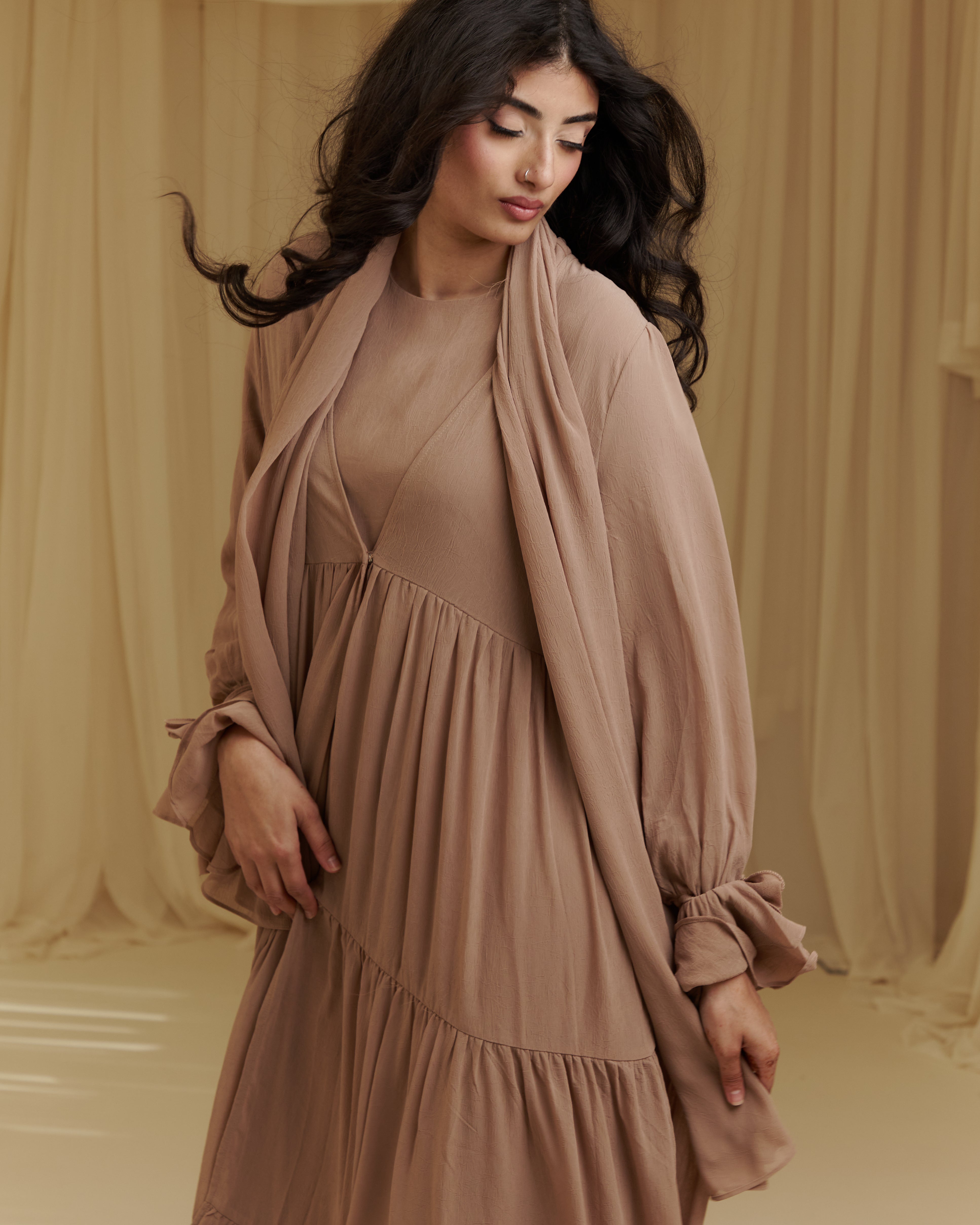 The Muse Abaya - Blush